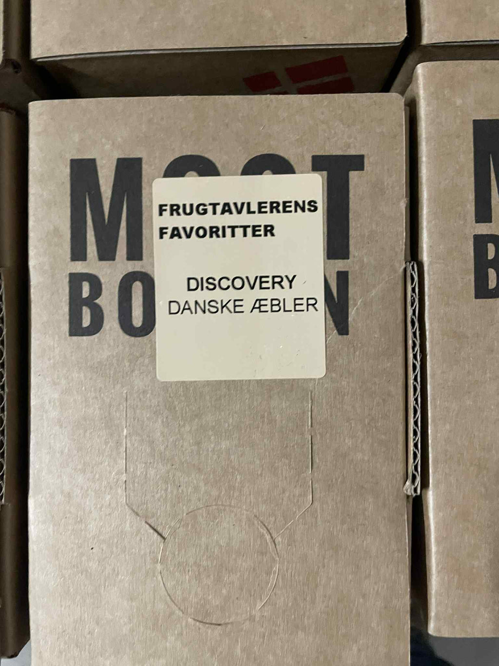 Mostboksen med Discovery-etiket – 3 x 3 liter bag-in-box